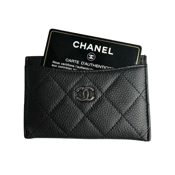 Chanel Caviar Leather Matelasse Card Holder - Picture 2 of 8